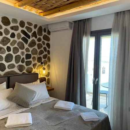 Latramys Suites Mikri Vigla Exterior photo